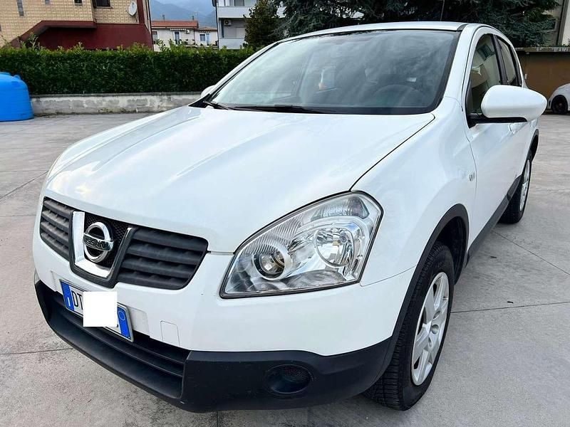 Bianco Usata 2009 Nissan Qashqai Acenta SUV | 4890 € (Buon prezzo) - Immagine 1/4
