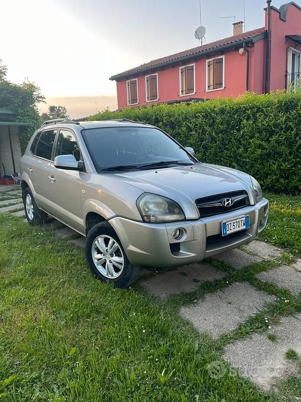 Usata Hyundai Tucson Active 141 CV (103 kW) 2010 SUV