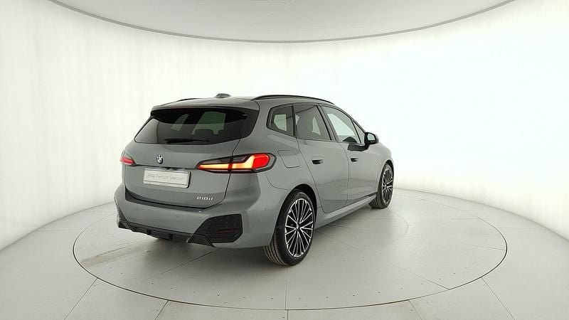 Usata BMW 218 Active Tourer M Sport 150 CV (110 kW) 2024 Skyscraper grey metallic Monovolume