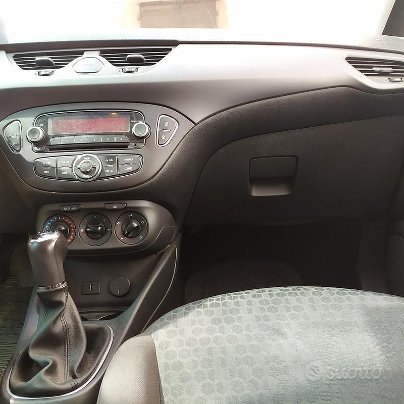 Usata Opel Corsa S 75 CV (55 kW) 2015 Giallo Utilitaria