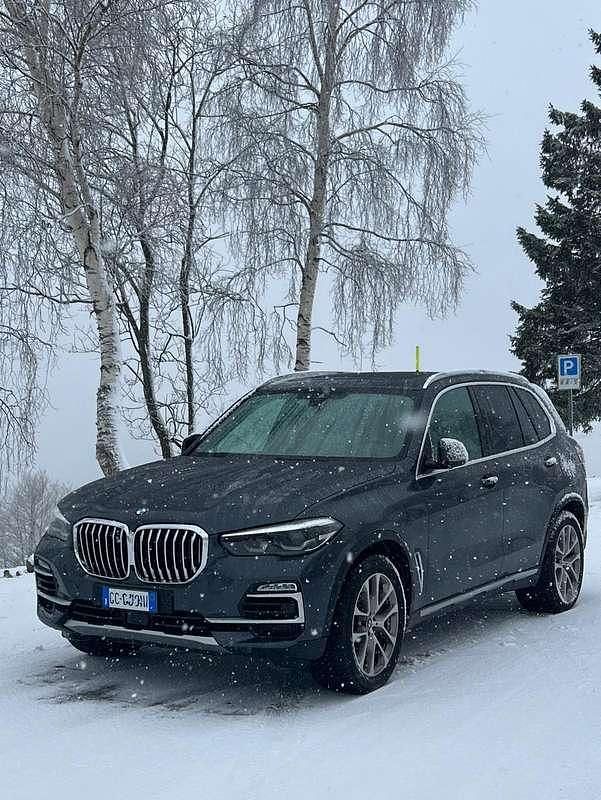 Usata BMW X5 xLine 265 CV (194 kW) 2020 Grigio SUV