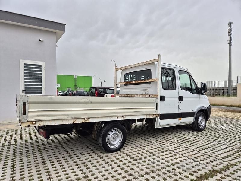 Usata Iveco Daily 100 CV (73 kW) 2008 Bianco Monovolume