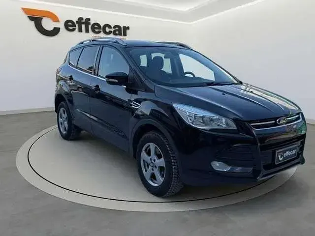 Usata Ford Kuga Titanium 140 CV (102 kW) 2013 Nero SUV