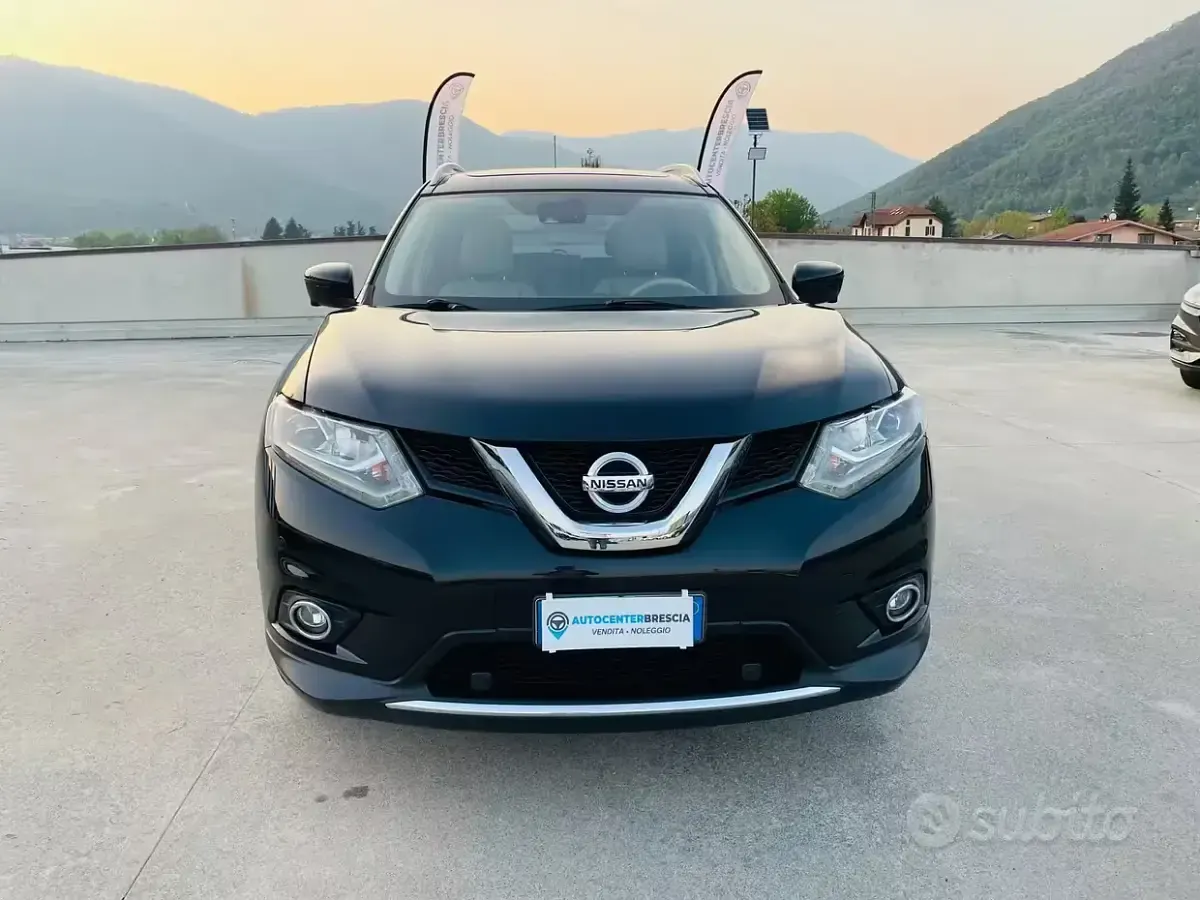 Usata Nissan X-Trail Acenta Premium 131 CV (96 kW) 2015 Nero SUV