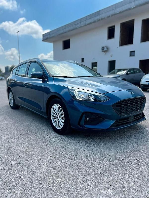 Usata Ford Focus 125 CV (91 kW) 2021 Blu Station wagon