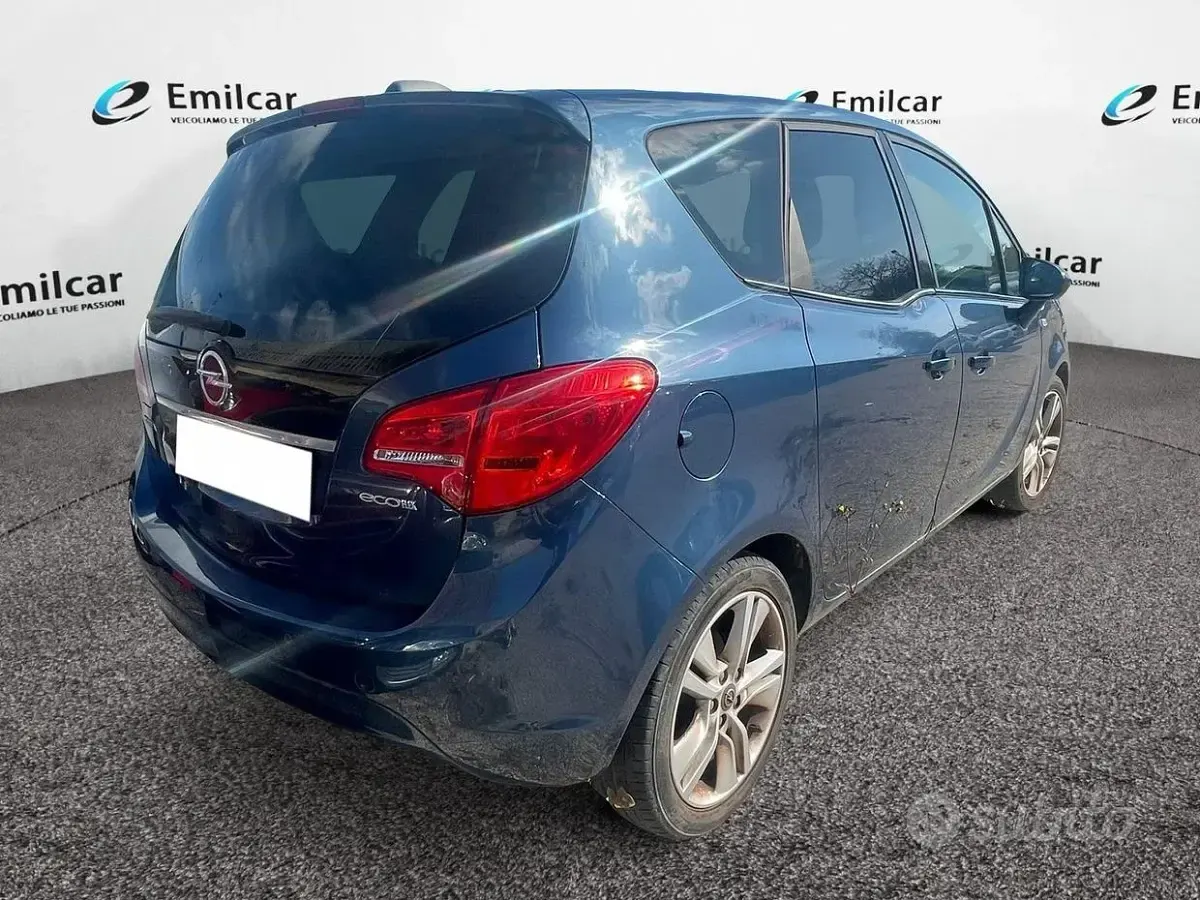 Usata Opel Meriva 120 CV (88 kW) 2017 Blu Monovolume