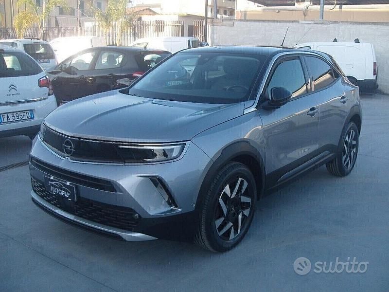 Usata Opel Mokka Elegance 101 CV (74 kW) 2022 Grigio SUV