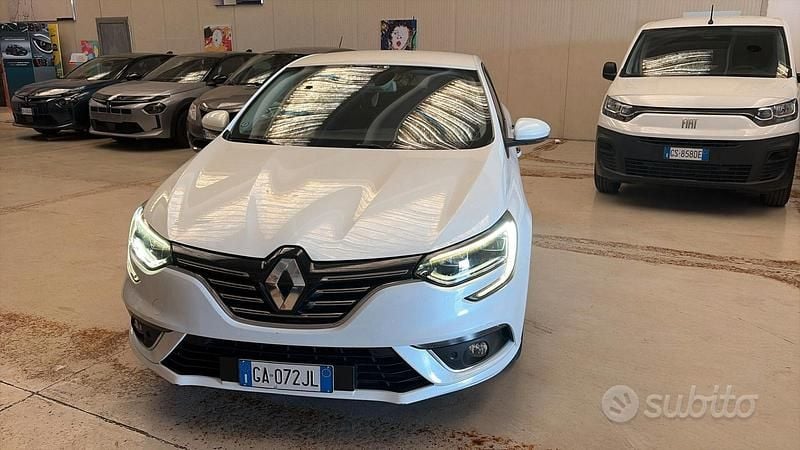 Usata Renault Mégane IV 140 CV (102 kW) 2020 Bianco Berlina