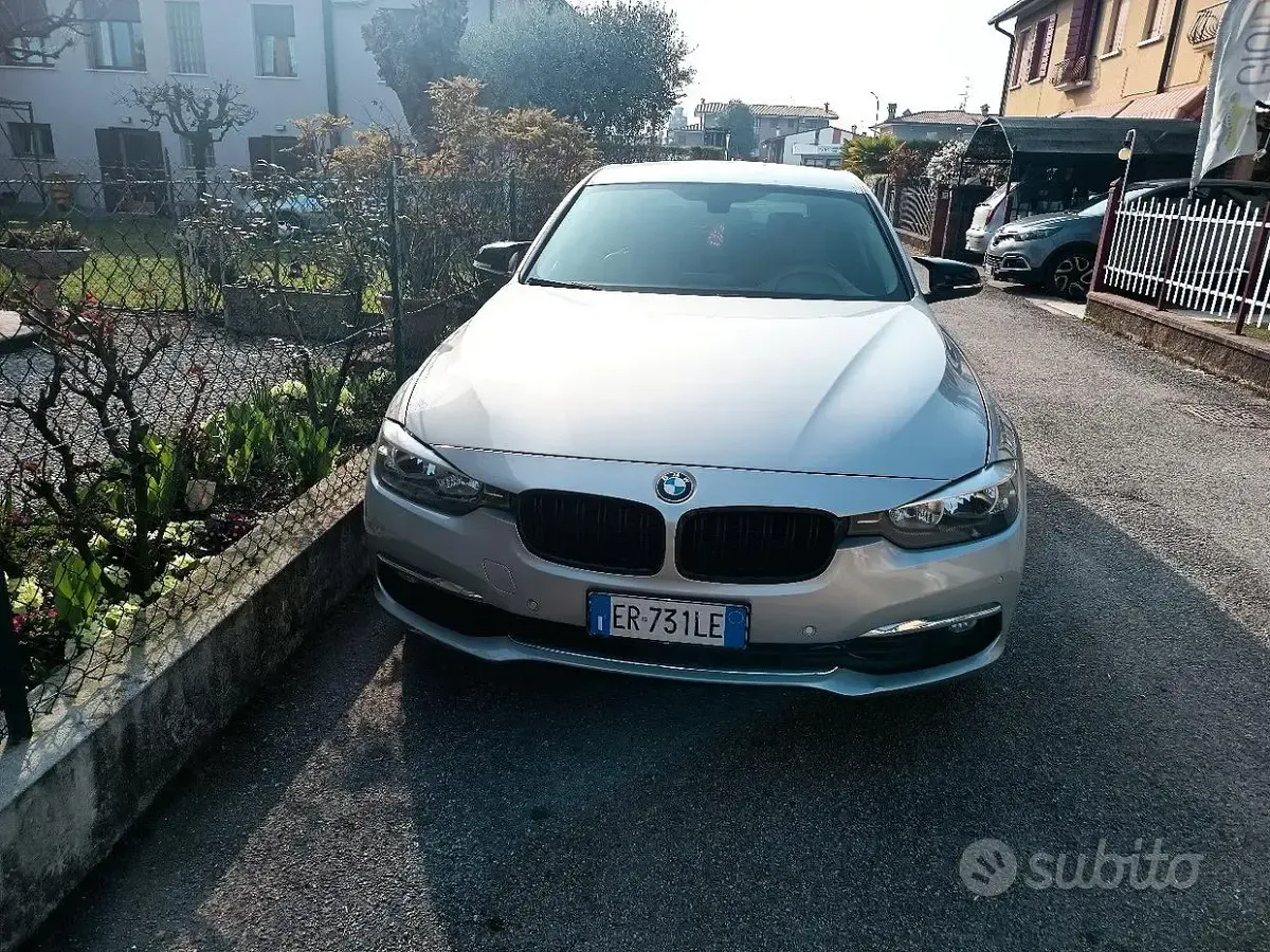 Usata BMW 318 143 CV (105 kW) 2013 Grigio Station wagon