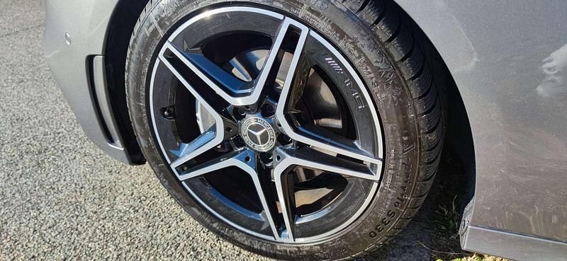 Begagnad Mercedes B200 Premium 150 HK (110 kW) 2021 Minibuss