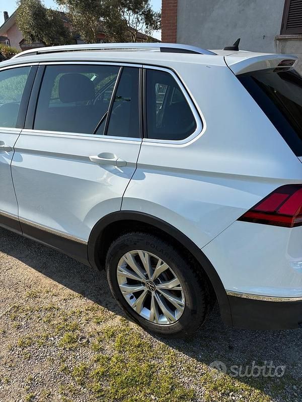 Usata VW Tiguan 150 CV (110 kW) 2021 Bianco SUV