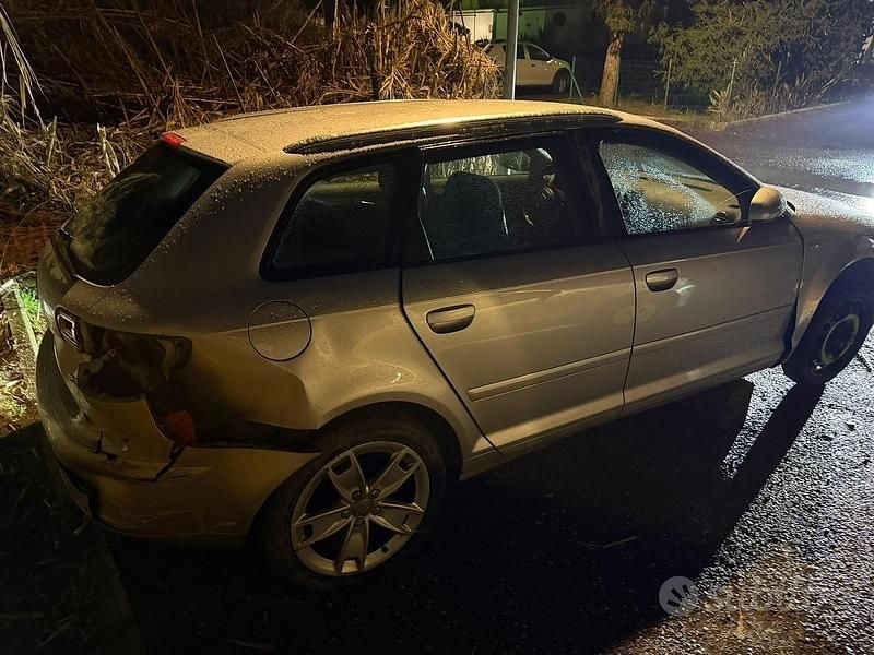 Usata Audi A3 140 CV (102 kW) 2006 Grigio Utilitaria