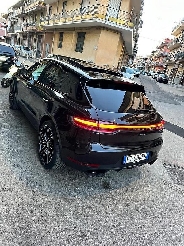 Usata Porsche Macan 245 CV (180 kW) 2019 Nero SUV