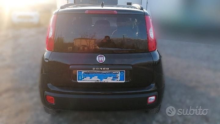 Usata Fiat Panda Lounge 80 CV (58 kW) 2016 Nero Utilitaria