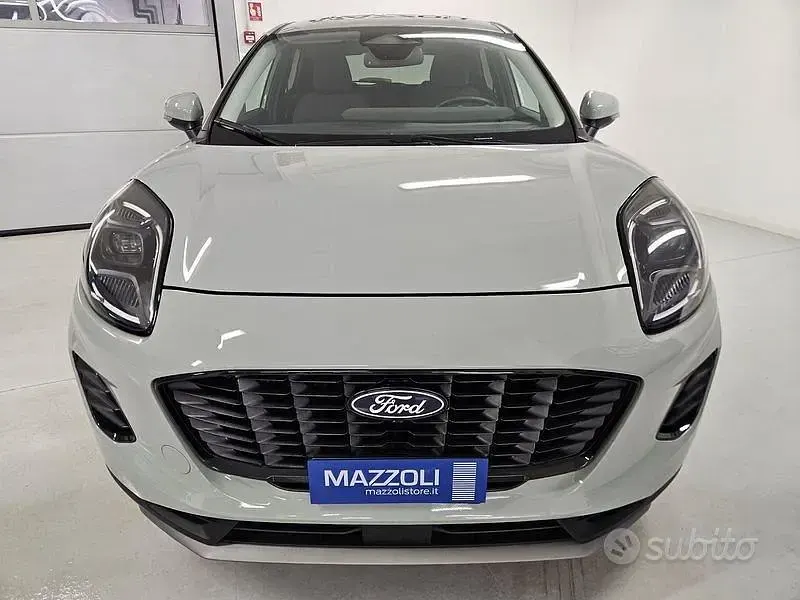 Usata Ford Puma Titanium 125 CV (91 kW) 2025 Cactus grey SUV