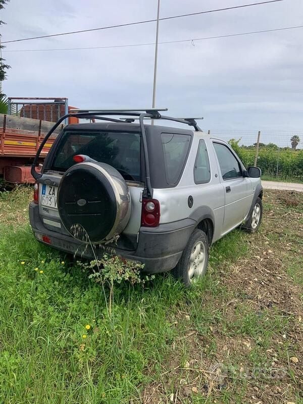 Usata Land Rover Freelander 111 CV (81 kW) 2003 SUV