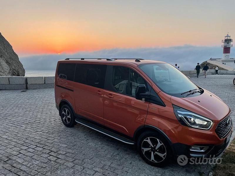 Usata Ford Tourneo Active 185 CV (136 kW) 2021 Monovolume