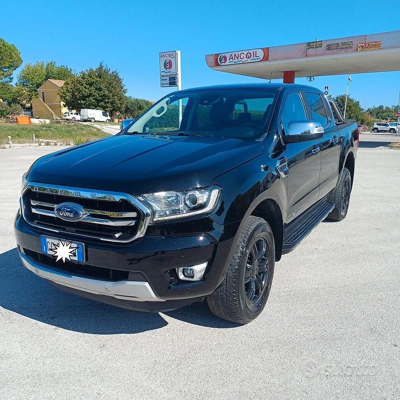 Begagnad Ford Ranger Limited 213 HK (156 kW) 2020 Svart Pickup