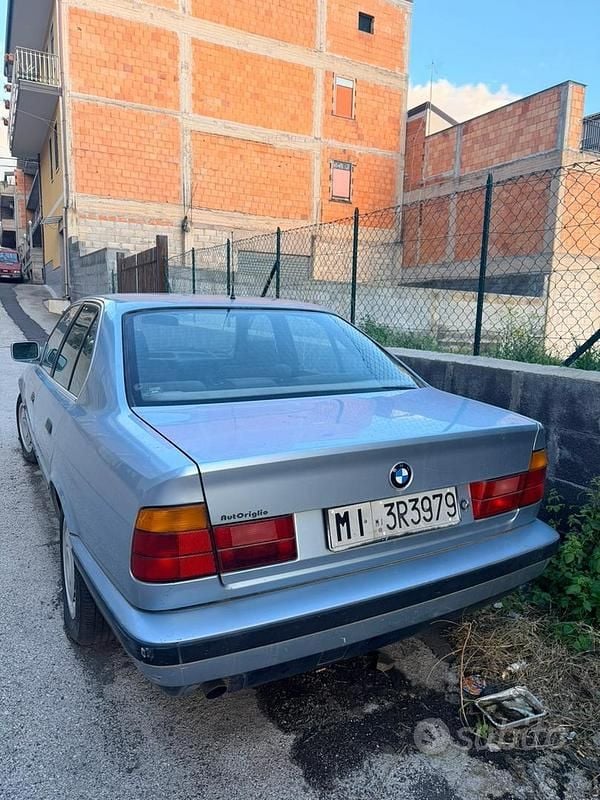 Usata BMW 520 150 CV (110 kW) 1997 Grigio Berlina