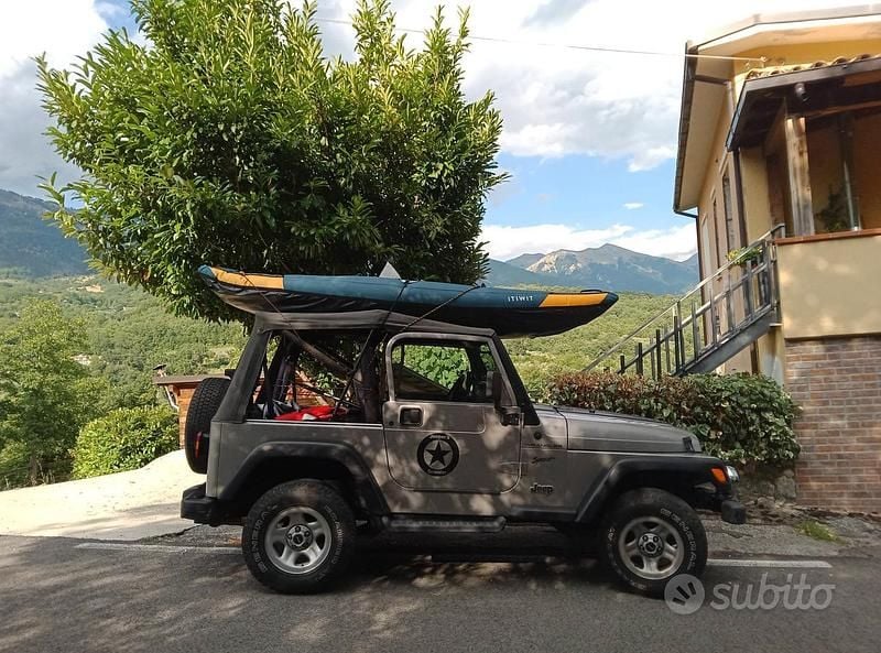 Usata Jeep Wrangler 2000 SUV