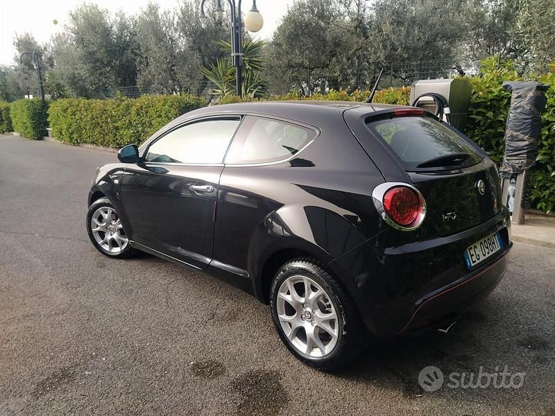 Usata 2011 Alfa Romeo MiTo Progression Due volumi | 4500 € (Buon prezzo) - Immagine 1/4