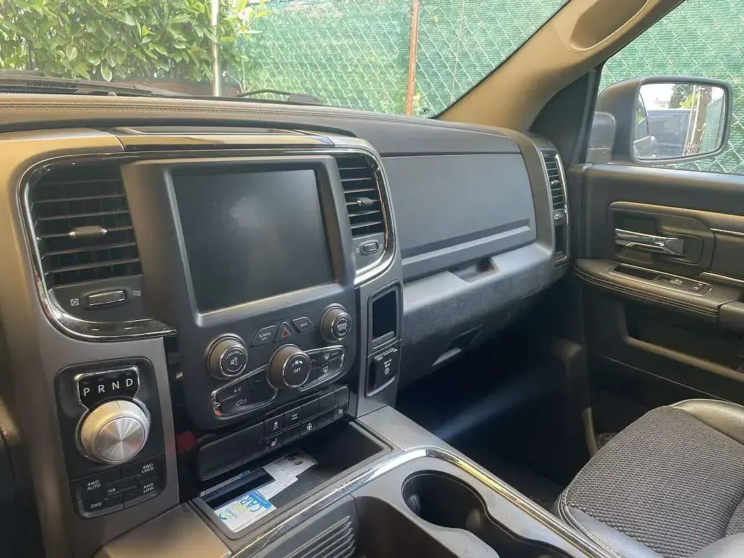 Usata RAM 1500 401 CV (294 kW) 2016 Pick-up