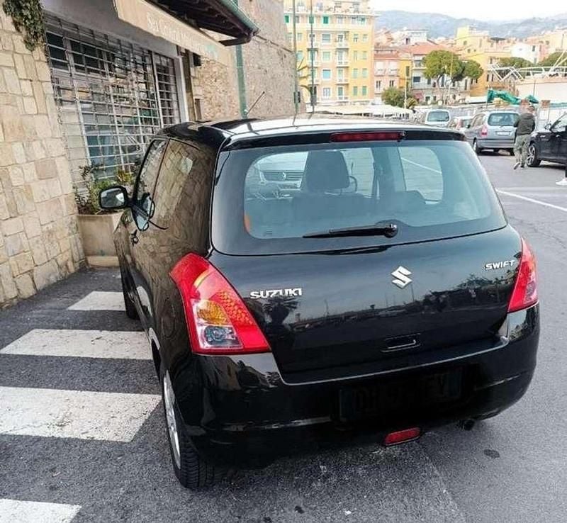 Usata Suzuki Swift GL 75 CV (55 kW) 2009 Nero Berlina