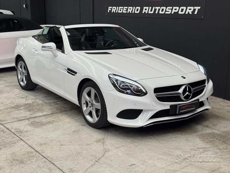 Usata Mercedes SLC180 156 CV (114 kW) 2018 Bianco Cabrio