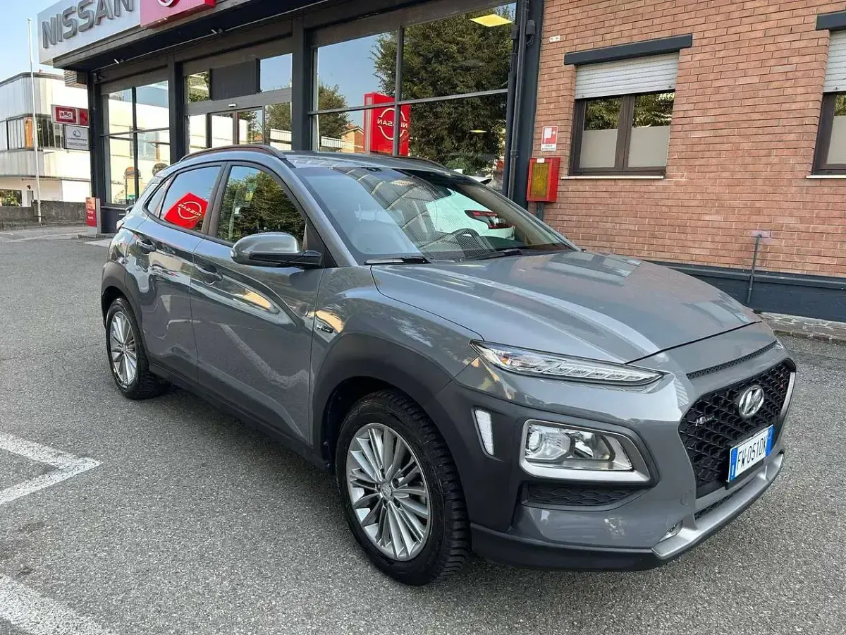 Usata Hyundai Kona Style 116 CV (85 kW) 2019 Grigio SUV