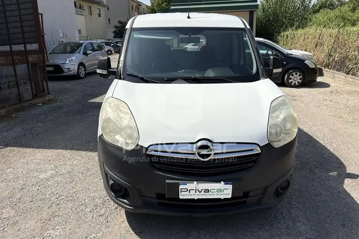 Usata Opel Combo 90 CV (66 kW) 2013 Bianco Monovolume