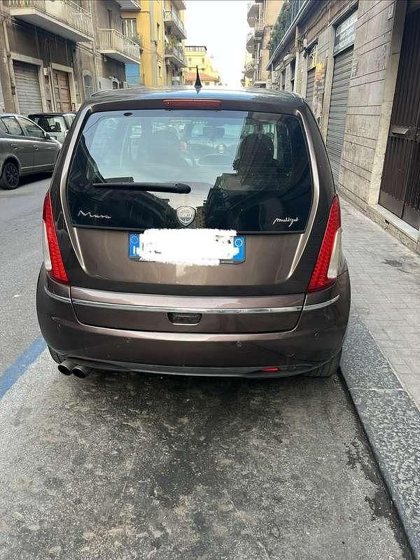 Usata Lancia Musa 90 CV (66 kW) 2008 Monovolume