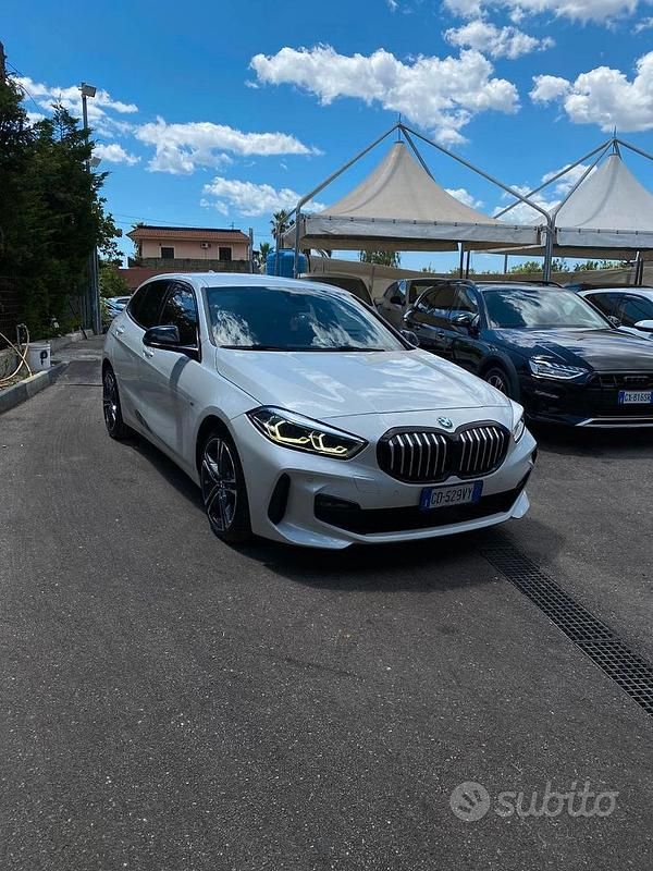 Usata BMW 116 M Sport 2021 Bianco Utilitaria