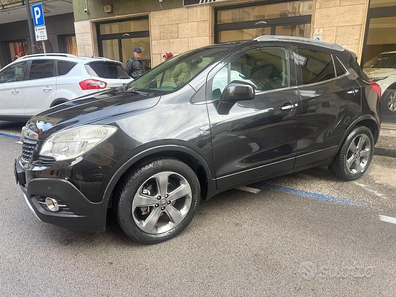 Usata Opel Mokka Cosmo 131 CV (96 kW) 2014 Nero SUV