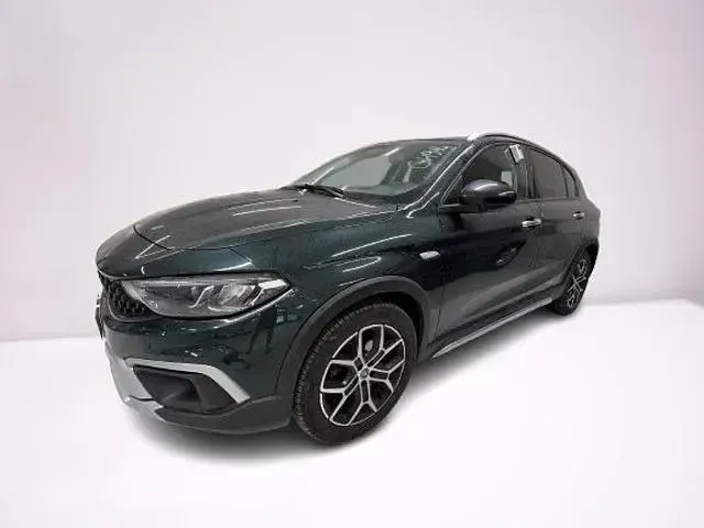 Usata Fiat Tipo Cross 95 CV (69 kW) 2021 Nero Berlina
