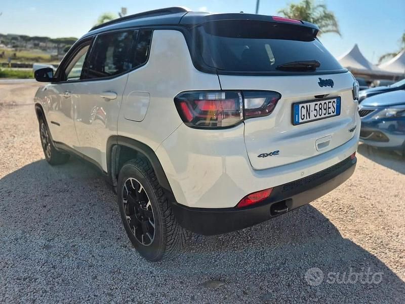 Usata Jeep Compass 180 CV (132 kW) 2023 Bianco SUV