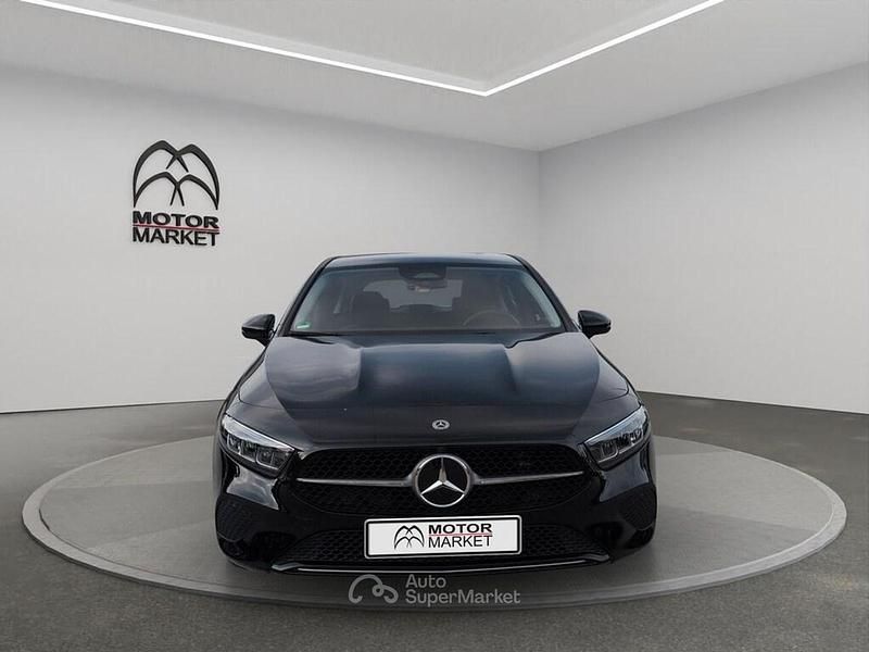 Usata Mercedes A200 Advanced 150 CV (110 kW) 2024 Nero / black Berlina