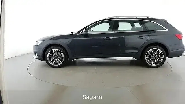 Usata Audi A4 Allroad Business 204 CV (150 kW) 2022 Grigio manhattan Station wagon