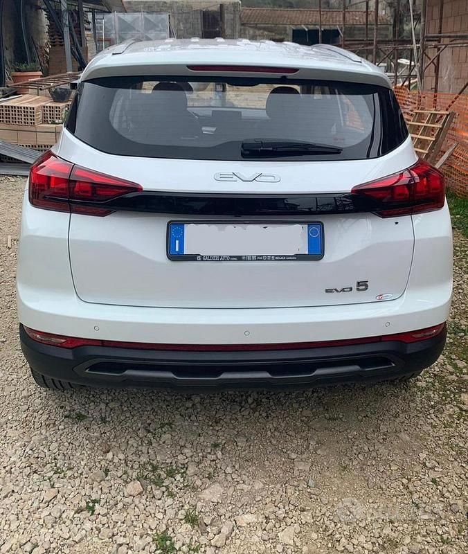 Usata EVO Evo 5 127 CV (93 kW) 2024 Bianco SUV