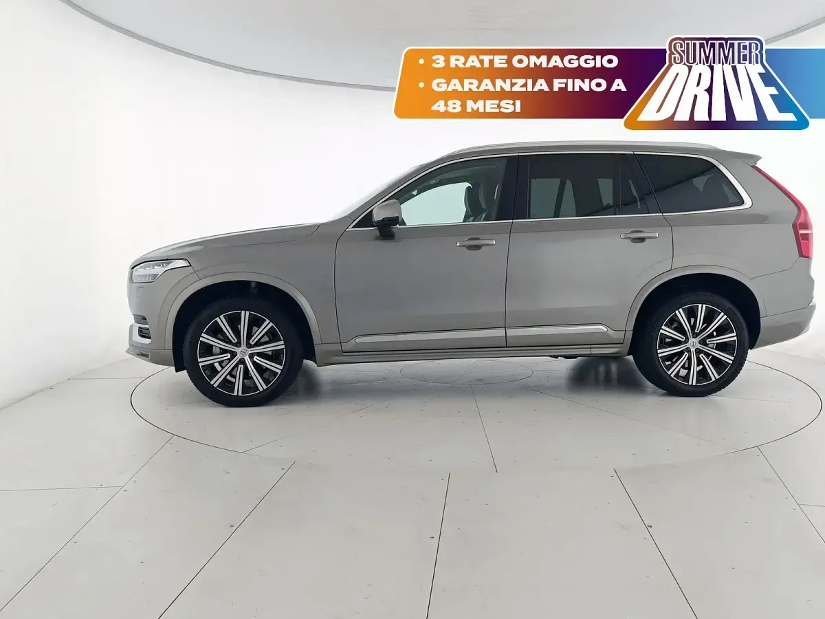 Usata Volvo XC90 Inscription 235 CV (172 kW) 2022 Oro SUV