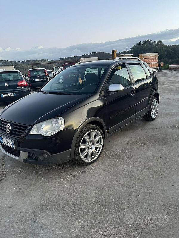 Nero Usata 2006 VW Polo Cross Due volumi | 3000 € - Immagine 1/1