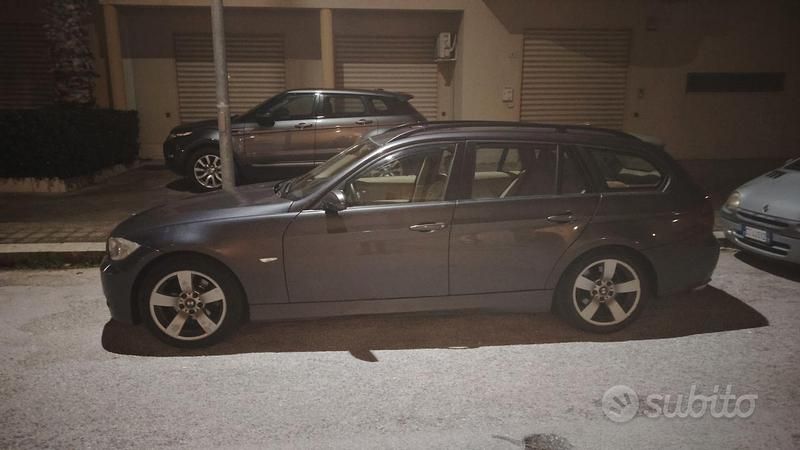 Usata BMW 320 163 CV (119 kW) 2006 Grigio Station wagon