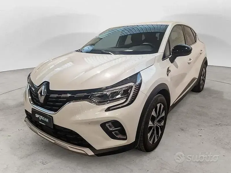 Usata Renault Captur 142 CV (104 kW) 2023 Bianco SUV