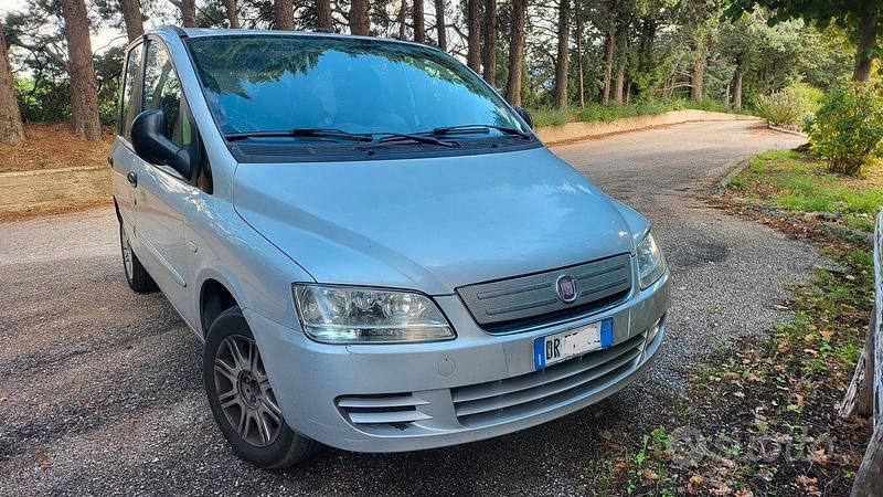 Usata 2008 Fiat Multipla Monovolume | 700 € (Super prezzo) - Immagine 1/4