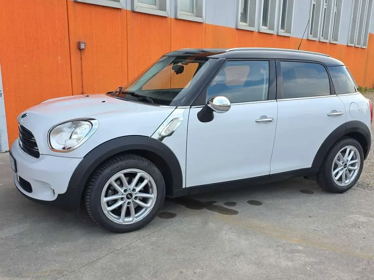 Usata Mini Cooper Countryman 122 CV (89 kW) 2016 Bianco SUV