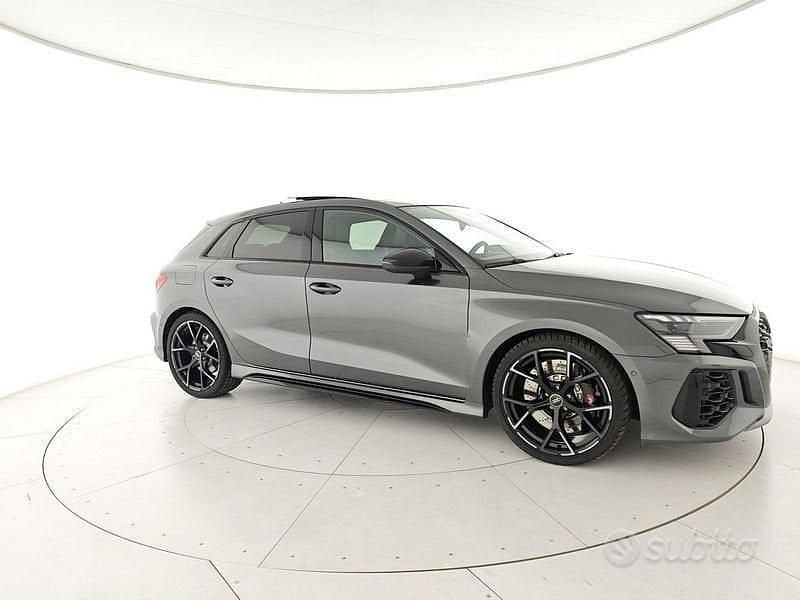 Usata Audi RS3 Business 400 CV (294 kW) 2023 Grigio Berlina