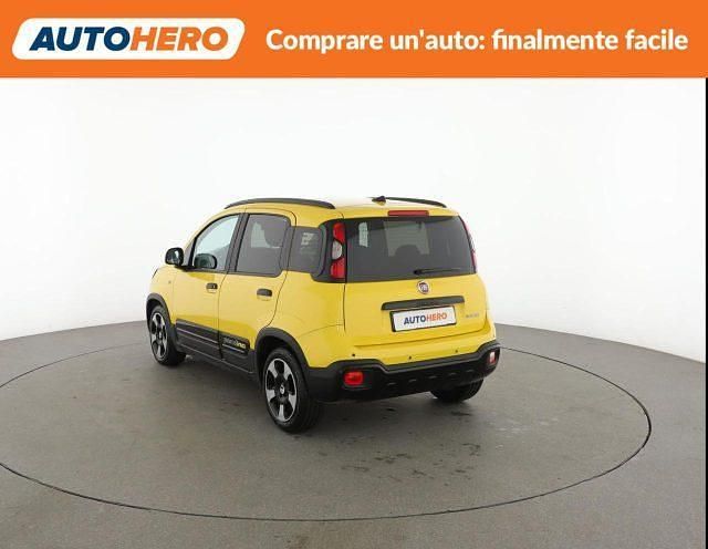Usata Fiat Panda Cross Cross 69 CV (50 kW) 2025 Giallo Utilitaria