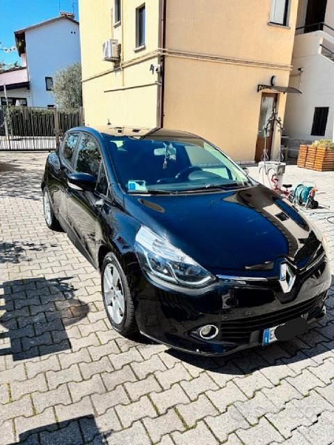 Usata Renault Clio IV 75 CV (55 kW) 2014 Nero Utilitaria