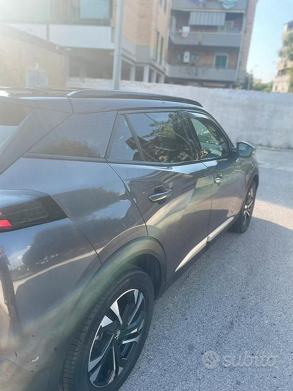 Usata Peugeot 2008 GT-line 2020 Grigio SUV