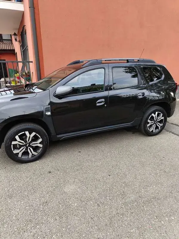 Usata Dacia Duster Journey 101 CV (74 kW) 2023 Nero SUV