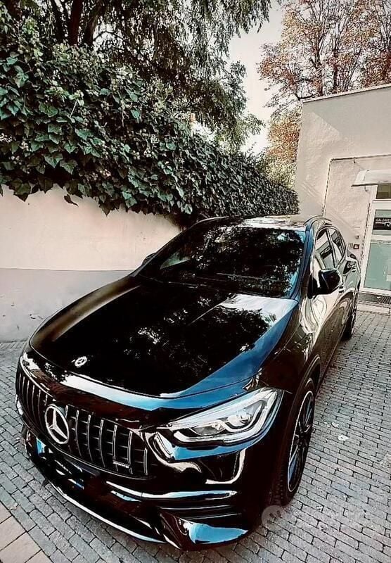 Usata 2022 Mercedes GLA220 Premium SUV | 40.950 € (Buon prezzo) - Immagine 1/4